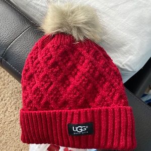 Ugg knit hat